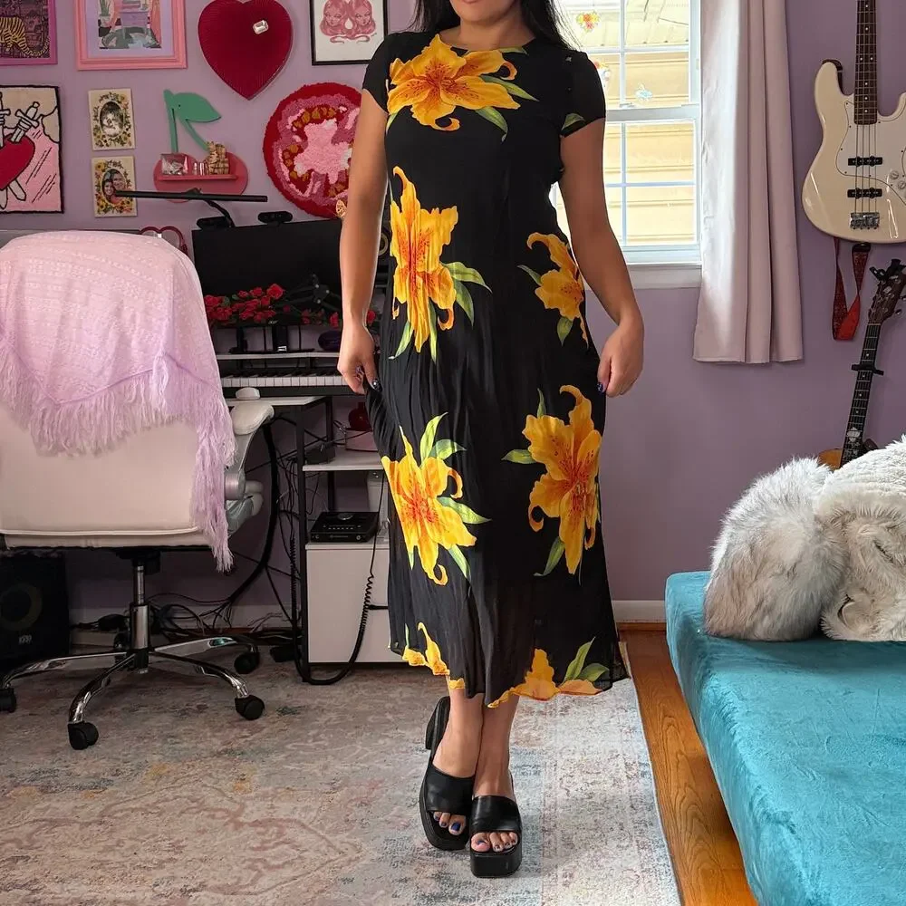 Vintage 90s black daffodil print maxi dress